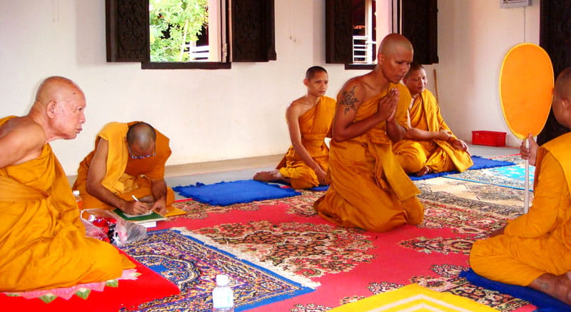 Обряд Похорон у Буддистов